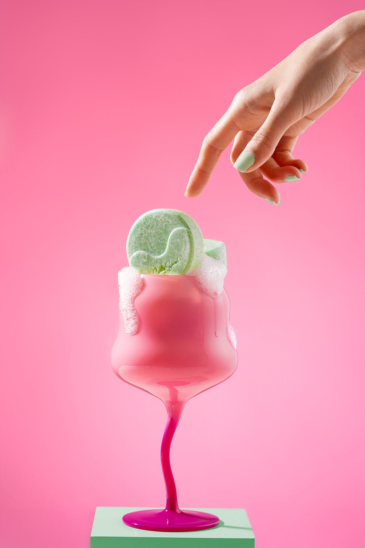 Clarifying shampoo bar