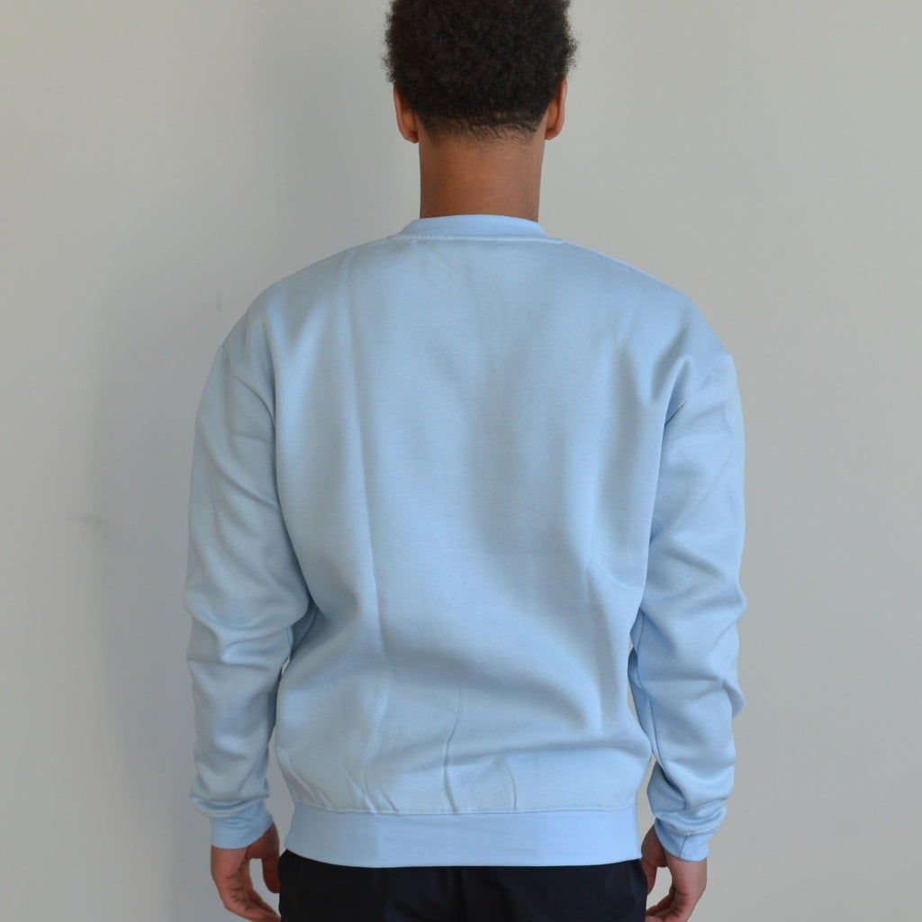 The Essential Crewneck Light Bue